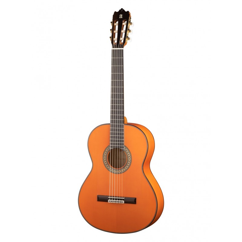 8.209 Flamenco Conservatory 4F Классическая гитара, защитная накладка, Alhambra