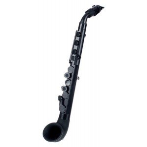 NUVO jSax (Black/Black) саксофон, строй С (до), материал - АБС-пластик, цвет - черный, в комплекте кейс, запасные языч NUVO jSax (Black/Black) саксофон, строй С (до), материал - АБС-пластик, цвет - черный, в комплекте кейс, запасные языч