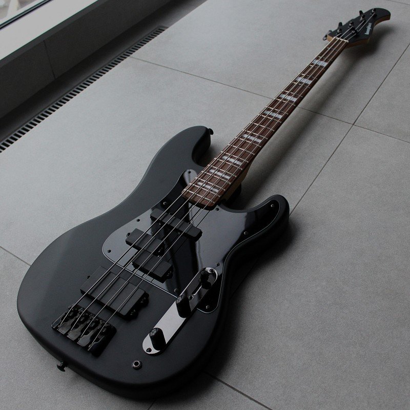 BREED-55-bass Бас-гитара, черная, Kononykheen Guitars