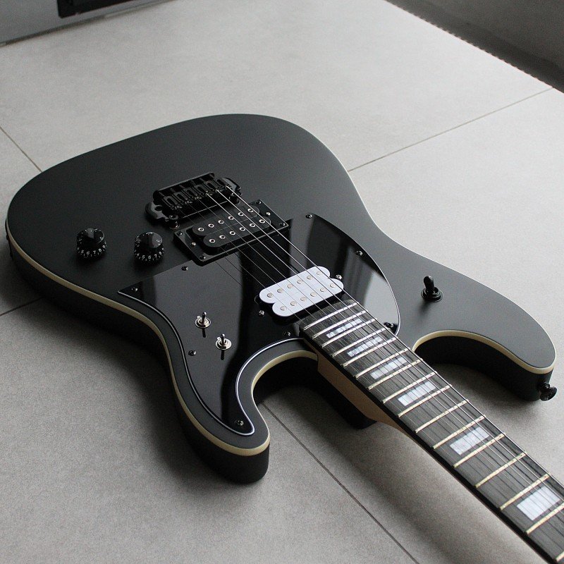 BREED-56-BK Электрогитара, черная, Kononykheen Guitars