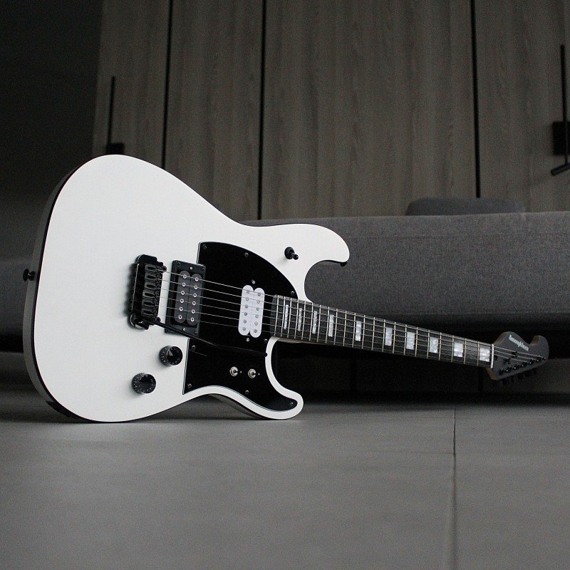 BREED-56-WH Электрогитара, белая, Kononykheen Guitars