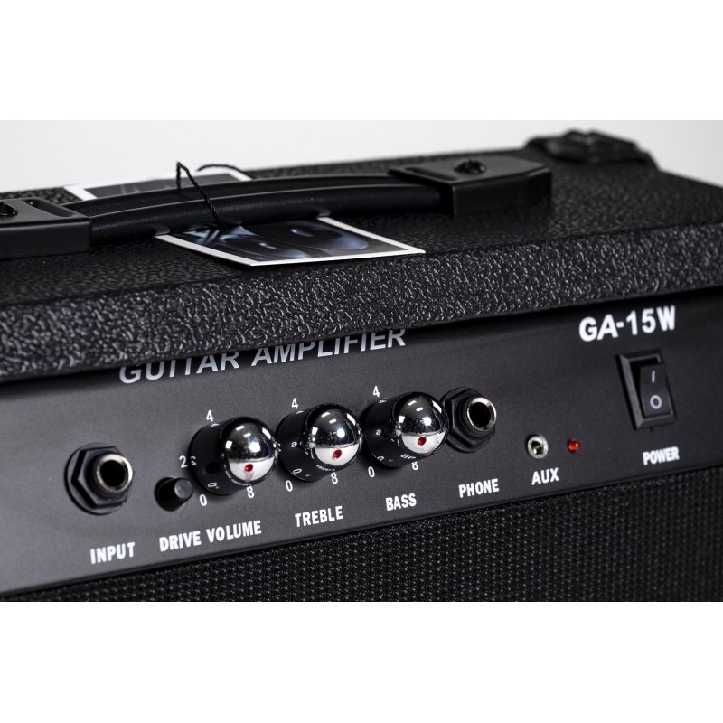 Bosstone GA-15W Black Комбоусилитель