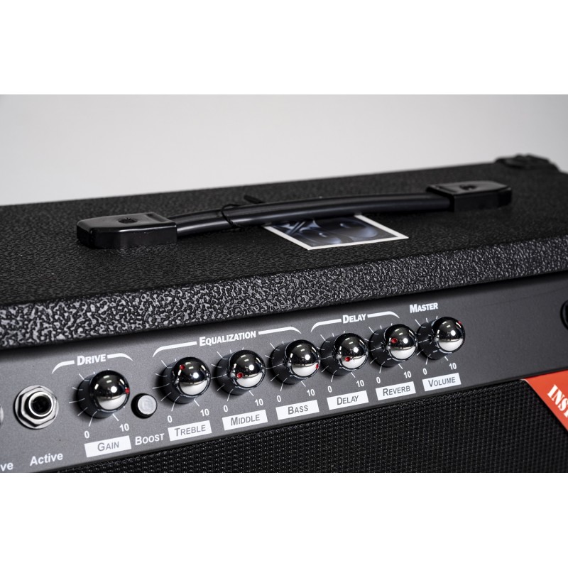Bosstone GA-40W Black Комбоусилитель