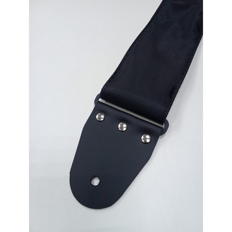 MZ-RGE-7-1ApEagleBk Ремень для гитары, черный, аппликация Орел, MEZZO