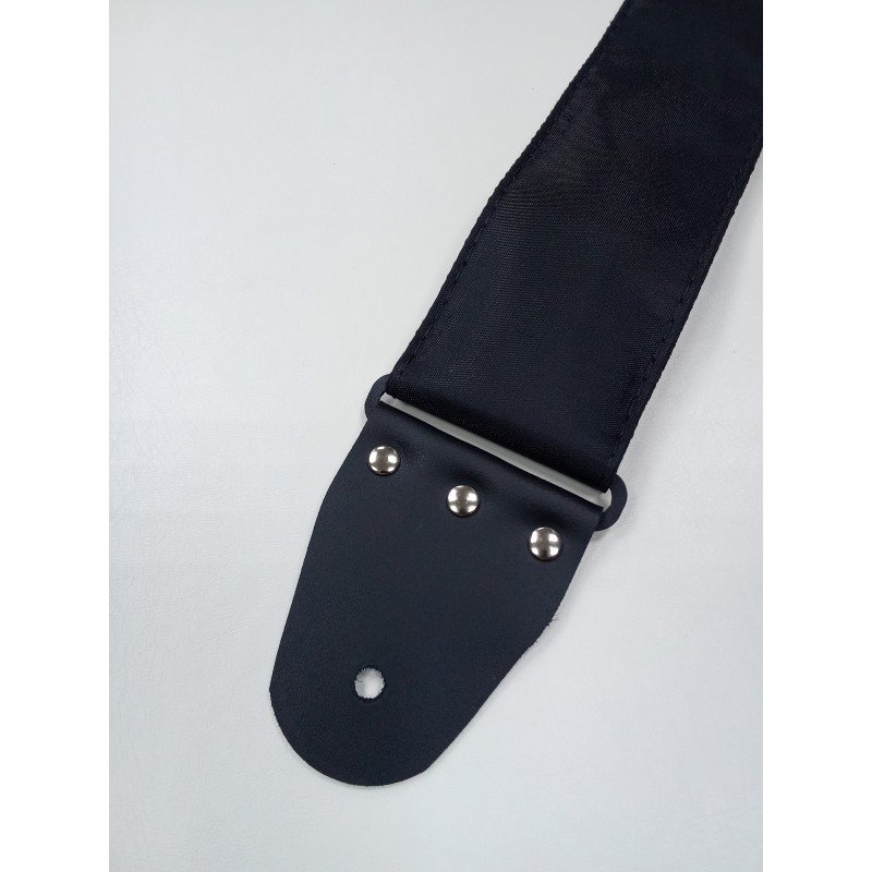 MZ-RGE-7-1ApIslamBk Ремень для гитары, черный, аппликация Ислам, MEZZO