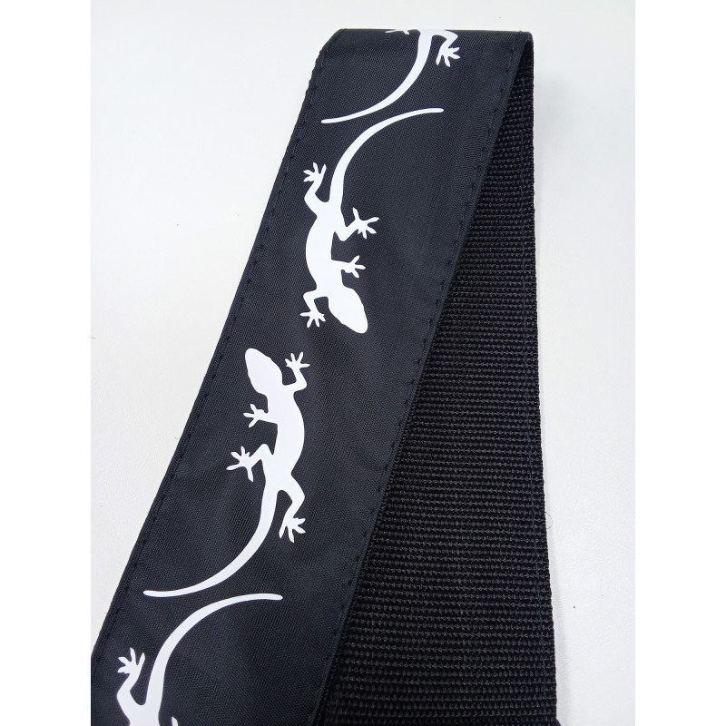 MZ-RGE-7-1ApLizardBk Ремень для гитары, черный, аппликация Ящерица, MEZZO