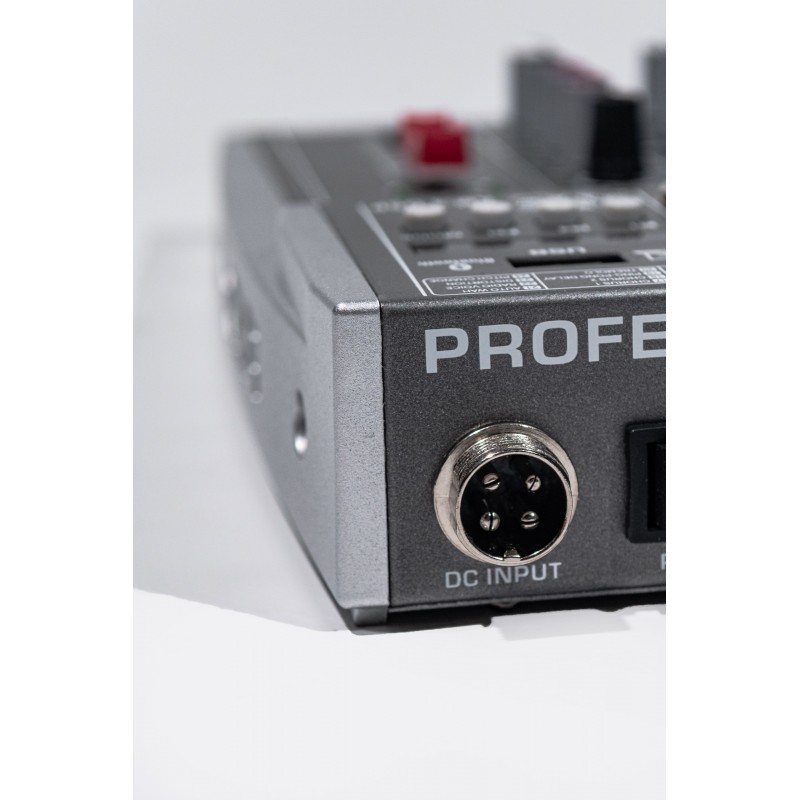 SVS Audiotechnik mixers AM-4 DSP Аналоговый микшерный пульт, 4-канала