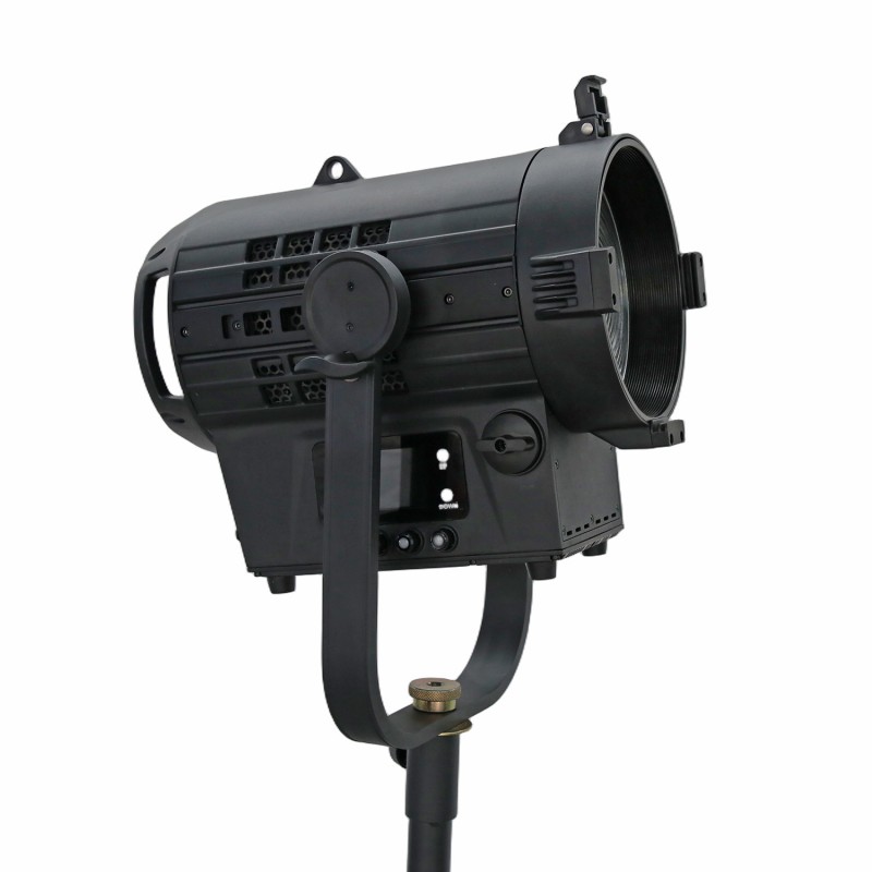 The One Studio LED FS-F400SL WW+CW (15°-50°) Театральный прожектор с линзой Fresnel