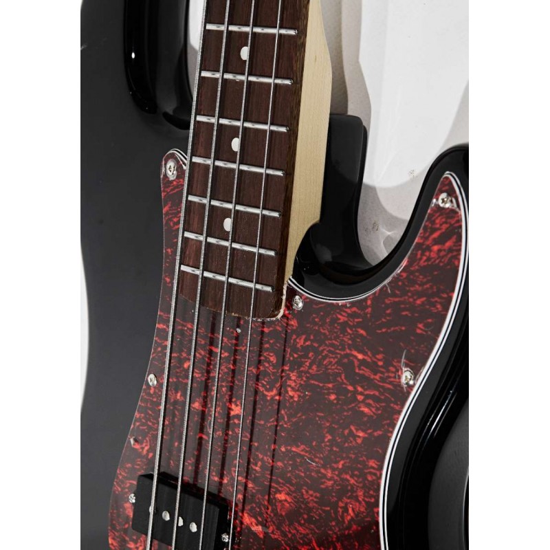 Voltone BB-04 Black Бас гитара электрическая